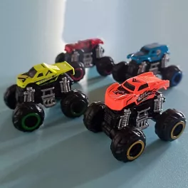 Kulccsal kilőhető fém Monster Truck