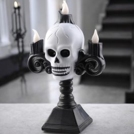   Koponyás gyertyatartó LED lángokkal, Halloweeni dekoráció
