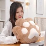 Mancs, tappancs alakú 2 az 1-ben párna, kézmelegítő, takaró 