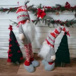 Teleszkópos lábú karácsonyi, skandináv manó szívvel, 36-50cm