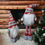 Teleszkópos lábú karácsonyi, skandináv manó szívvel, 36-50cm