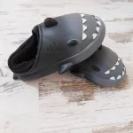 Téli, meleg cápapapucs, ombre cápa , szőrmés mamusz 30-35 méretig