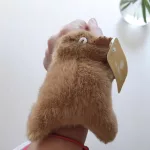 Capybara plüss, csuklóra tehető kicsiknek