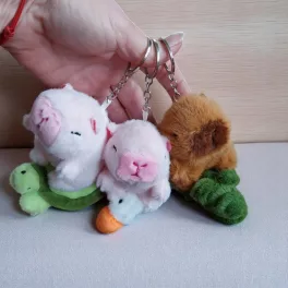   Capybara kulcstartó kihúzható felhúzható repülő állatokkal