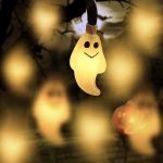 Halloweeni LED fényfüzér, világító szellemek, elemes