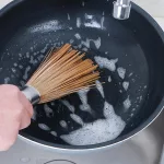 Természetes bambusz wok kefe, tradicionális serpenyő tisztító