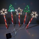 Világító karácsonyi díszek, napelemes kerti dekoráció