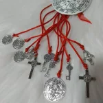 Szent Benedek otthont védelmező talizmán fali és ajtódísz