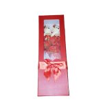 Világító, szappanrózsa csokor díszdobozban, macikkal , piros