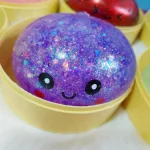 Glitteres nagy Squishy Dumpling stresszoldó játék