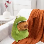 Plüss capybara krokodil dinoszaurusz szájában 