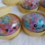 Csillámos, golyókkal töltött Dumpling Squishy nagy