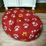 Ovális, tappancs mintás cica-, kutyafekhely, többféle méret 