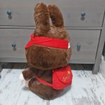 65cm Labubu sapkában hátizsákkal  óriás plüss