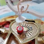 Szív alakú zenedoboz forgó balerinával