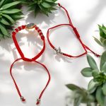 Piros , védelmező,  szerencse karkötő