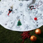 Mintás, karácsonyfatalp takaró, karácsonyfa szoknya , hófehér szőrme , műszőrme 90cm