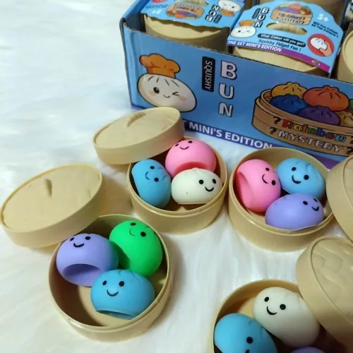 3db-os Squishy Dumpling stresszoldó játék