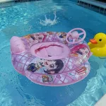 K-pop mintás kormányos beülős úszógumi 