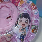 K-pop mintás kormányos beülős úszógumi 