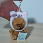 Sapkás plüss capybara kulcstartó 
