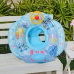 Stitch mintás kormányos beülős úszógumi