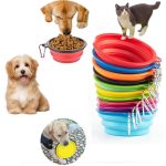 Összecsukható szilikon itató- etető tál karabinerrel, kutyáknak, cicáknak 