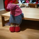 Teleszkópos lábú karácsonyi, skandináv manó szívvel, 36-50cm