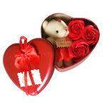 Szappan rózsa macival, szív alakú fémdobozban Valentin napra