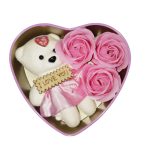 Szappan rózsa macival, szív alakú fémdobozban Valentin napra