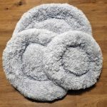 Nyugtató kutya , cicaágy, pihe puha szőrmés kutyafekhely, barna 