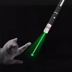 Lézer toll, 8db cserélhető fejjel, zöld lézermutató, pointer