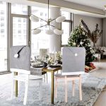 Székdekor, karácsonyi Mikulás sapka székhuzat, szürke