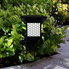   Elegáns, napelemes kültéri lámpa, kerti hangulatvilágítás