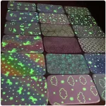 Világító, fluoreszkáló szőnyeg, foszforeszkáló 60x40cm 