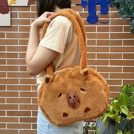 Capybara plüss válltáska 