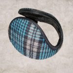 Téli fülvédő klasszikus kockás mintával, több féle színben